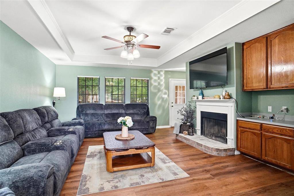 109 Sanchez Creek Court, Weatherford, TX 76088