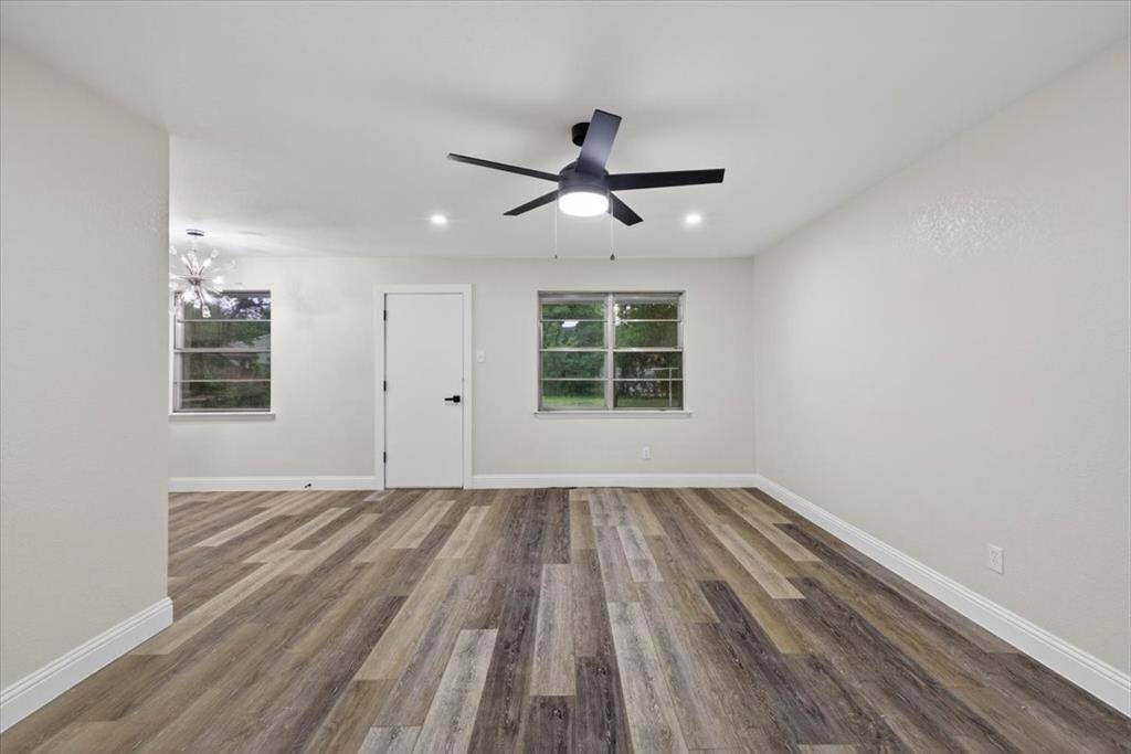 4325 Richard Street, Forest Hill, TX 76119