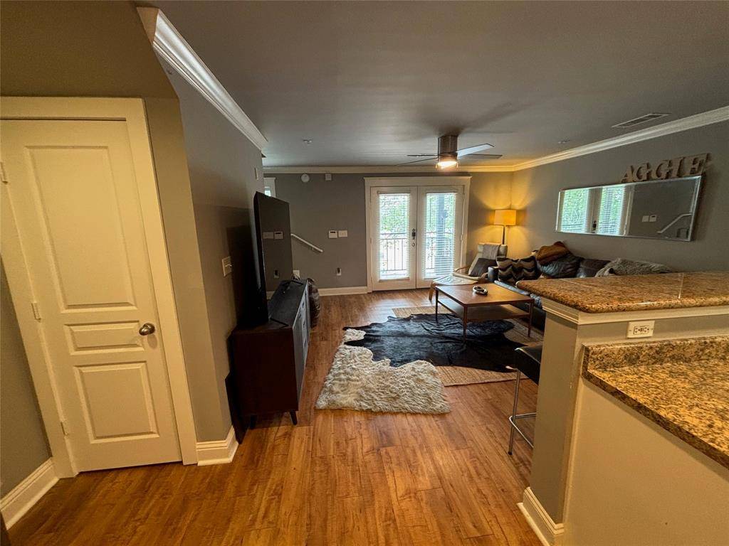 1725 Harvey Mitchell Parkway S #1529, College Station, TX 77840