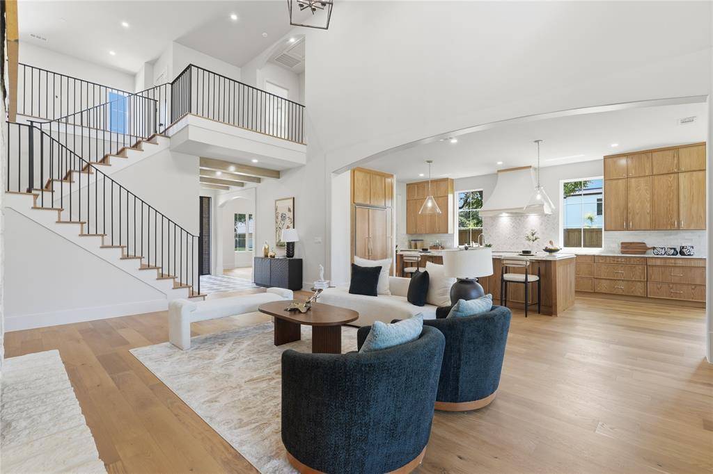 10921 Beauty Lane, Dallas, TX 75229