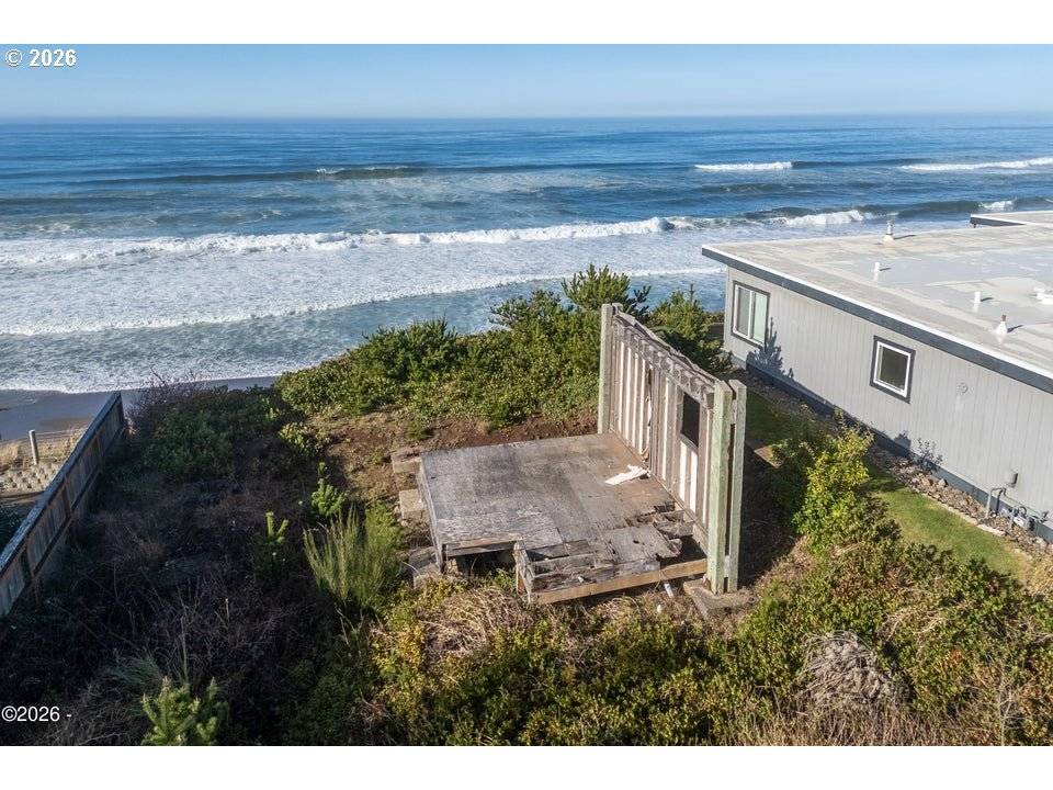 7241 NEPTUNE AVE, Gleneden Beach, OR 97388