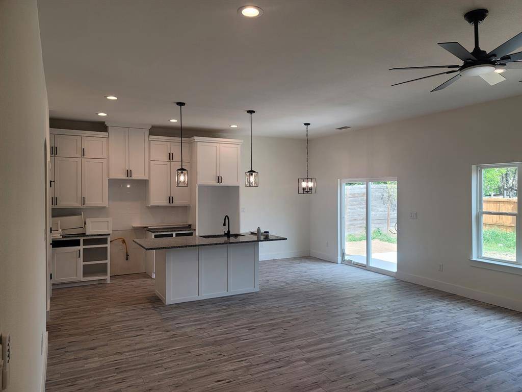 625 Atlanta Street, Fort Worth, TX 76104