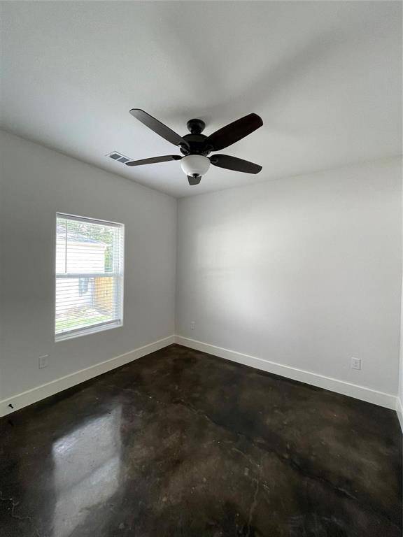 722 E Woodard Street, Denison, TX 75021