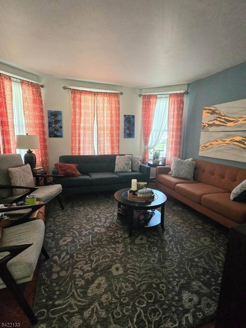 21 Glenwood Pl, East Orange City, NJ 07017