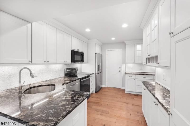 90 Stone Run Rd, Bedminster Twp., NJ 07921