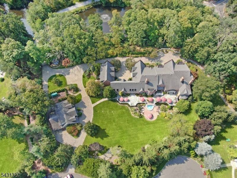 1055 High Mountain Rd, Franklin Lakes Boro, NJ 07417