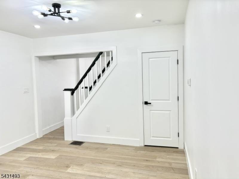 181 Washington St, Trenton City, NJ 08611