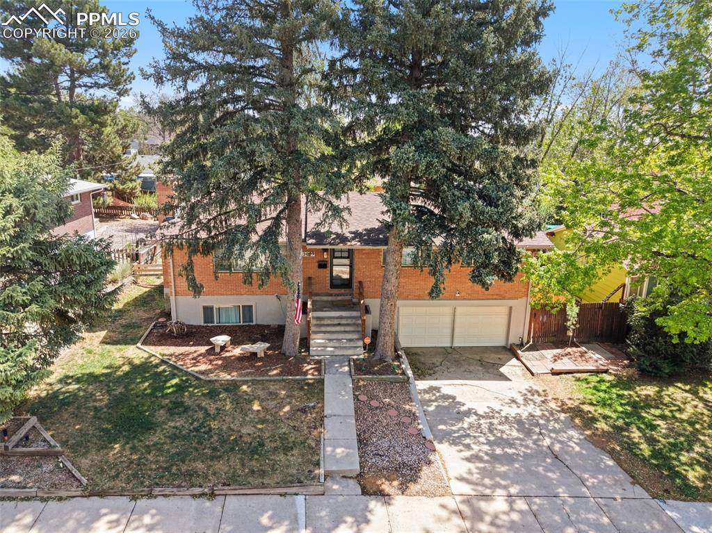 2009 Snyder AVE, Colorado Springs, CO 80909