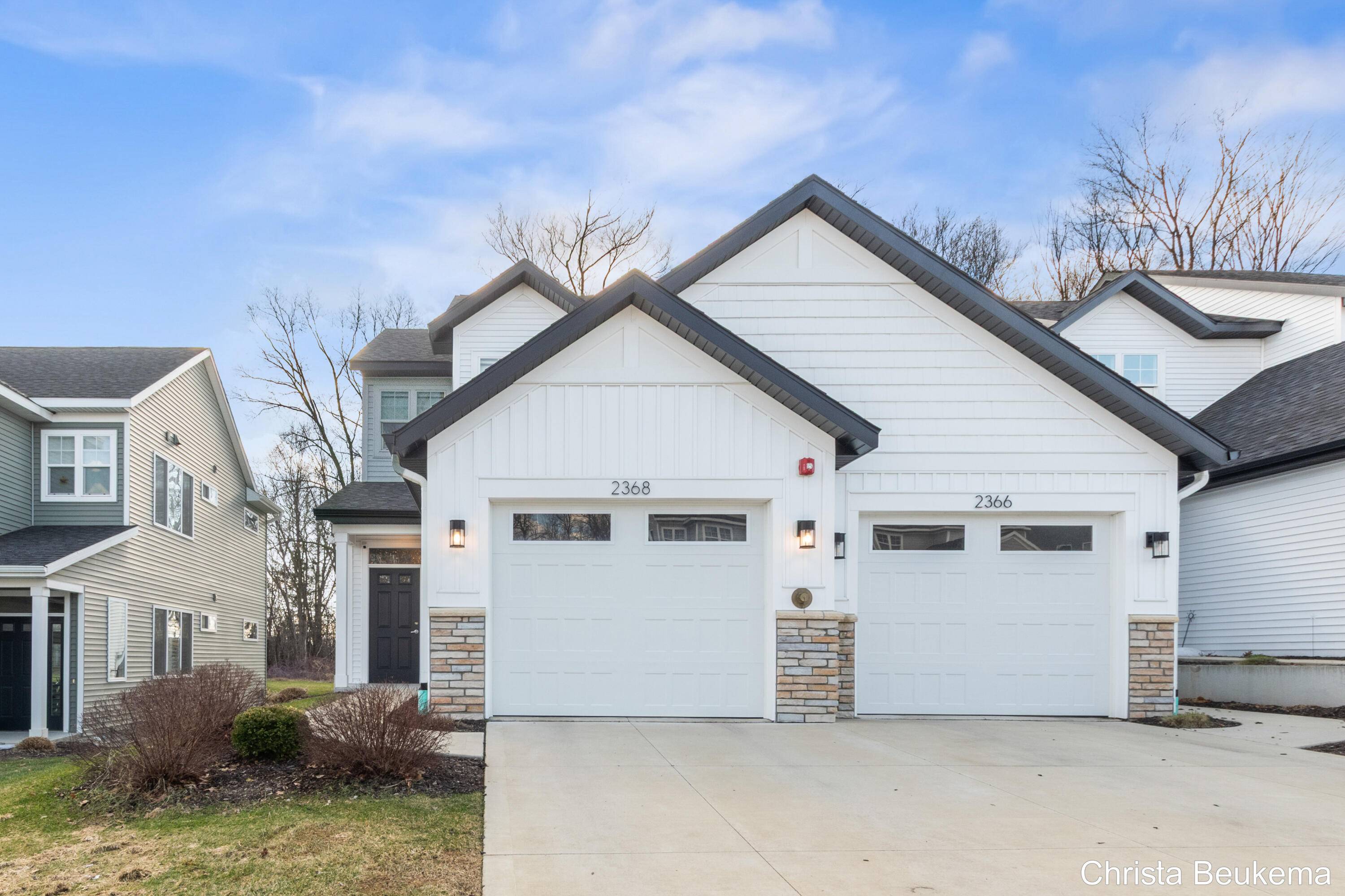 2368 Watertown WAY NE, City Of Grand Rapids, MI 49505