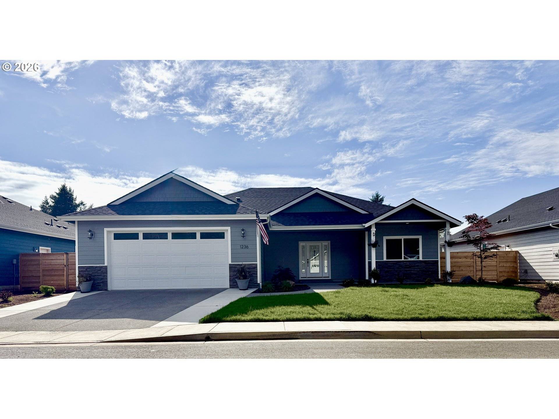 1236 LIGHTHOUSE LN, Brookings, OR 97415