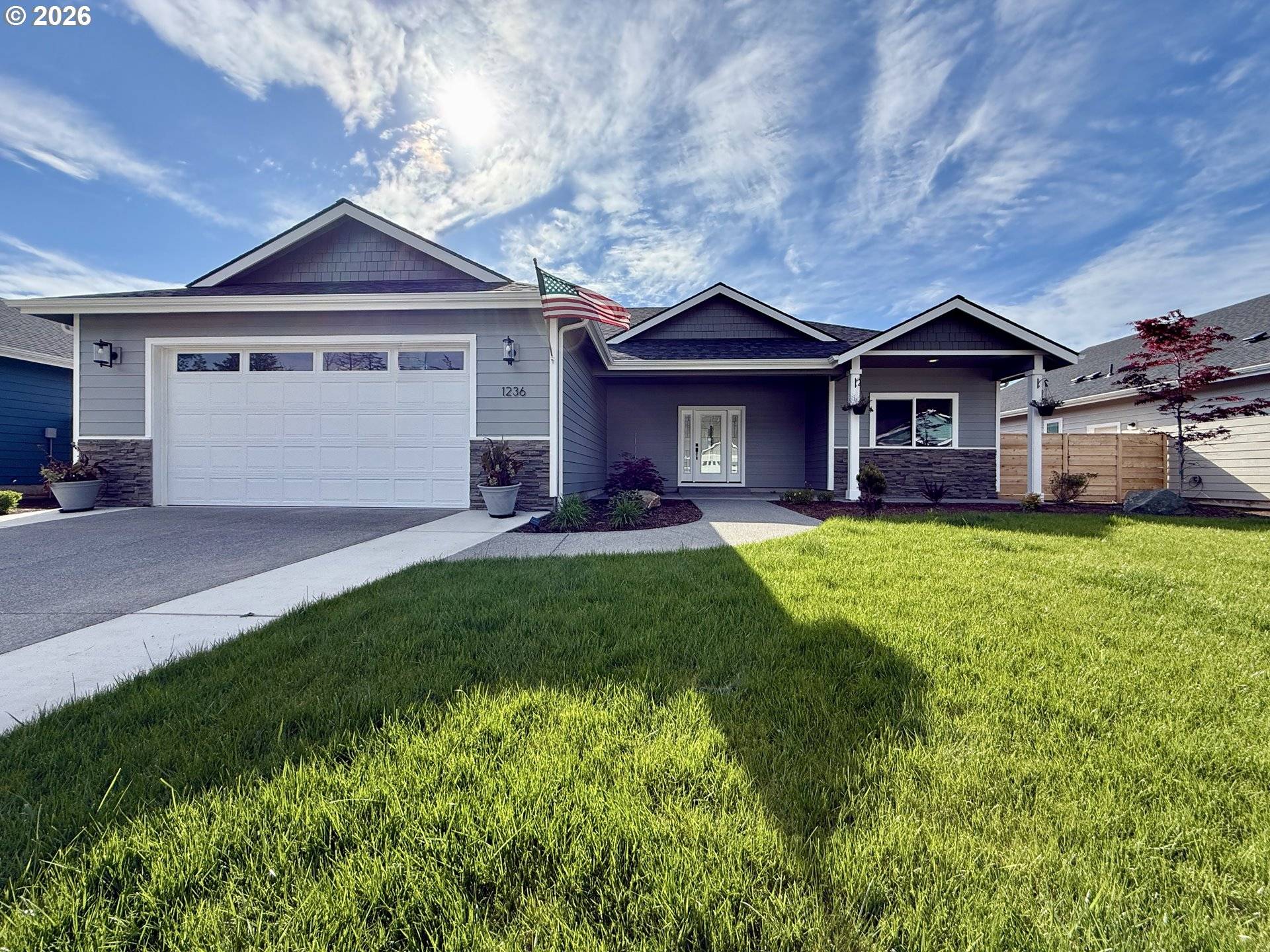 1236 LIGHTHOUSE LN, Brookings, OR 97415
