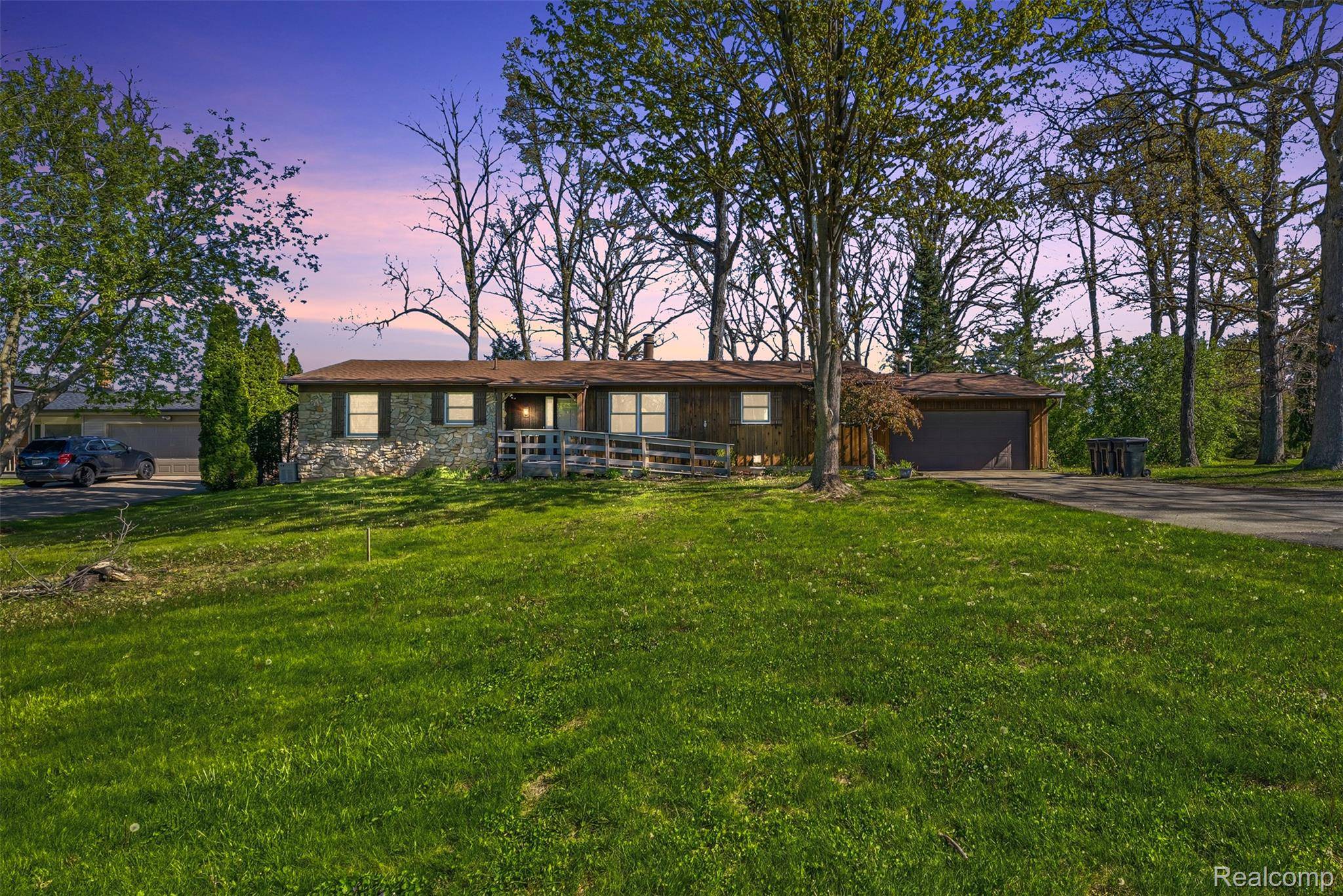 4191 McCandlish RD, Grand Blanc Charter Township, MI 48439