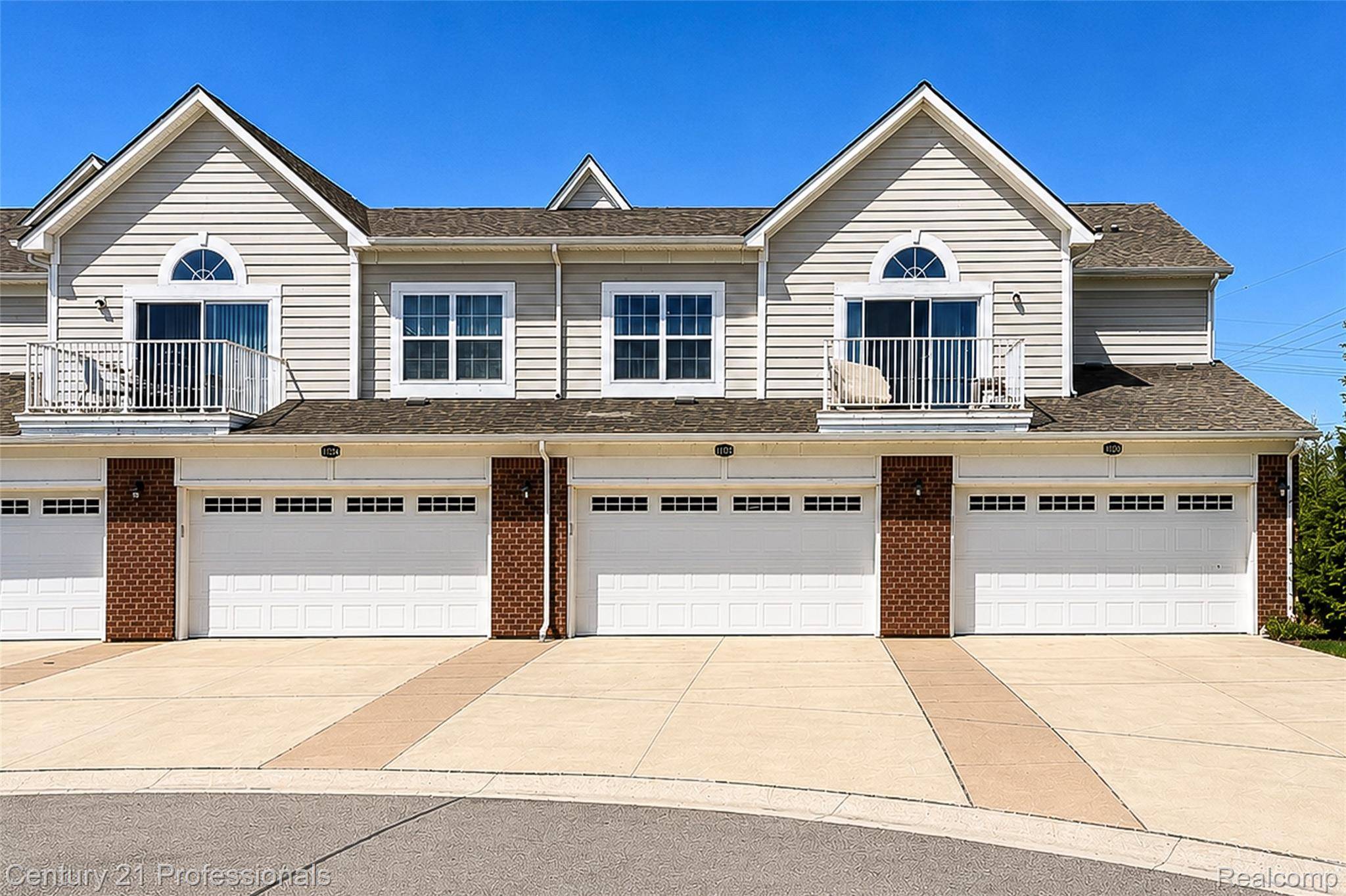 1112 Starwood LN, Canton Charter Township, MI 48187