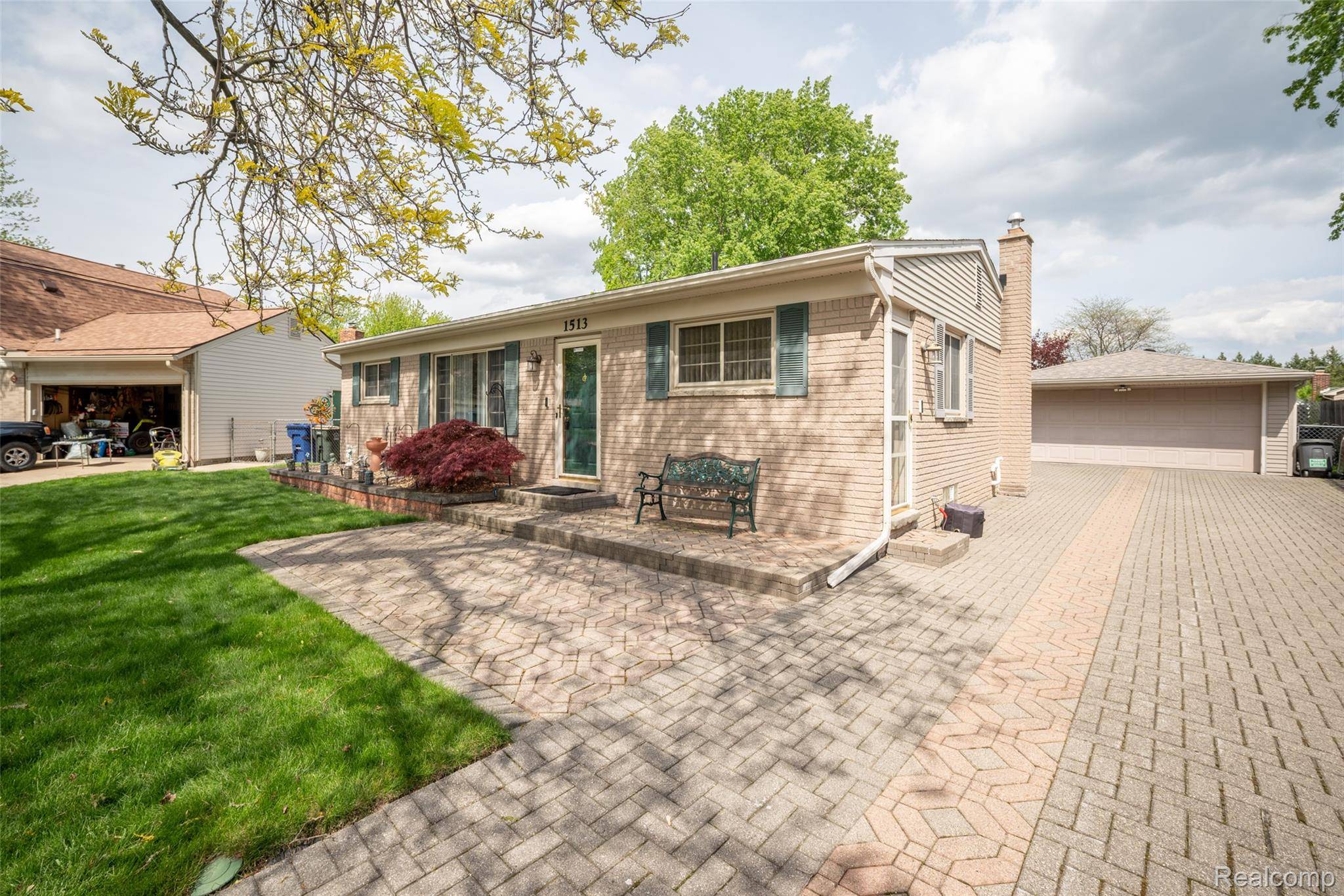 1513 Rustic Ridge RD, Canton Charter Township, MI 48188