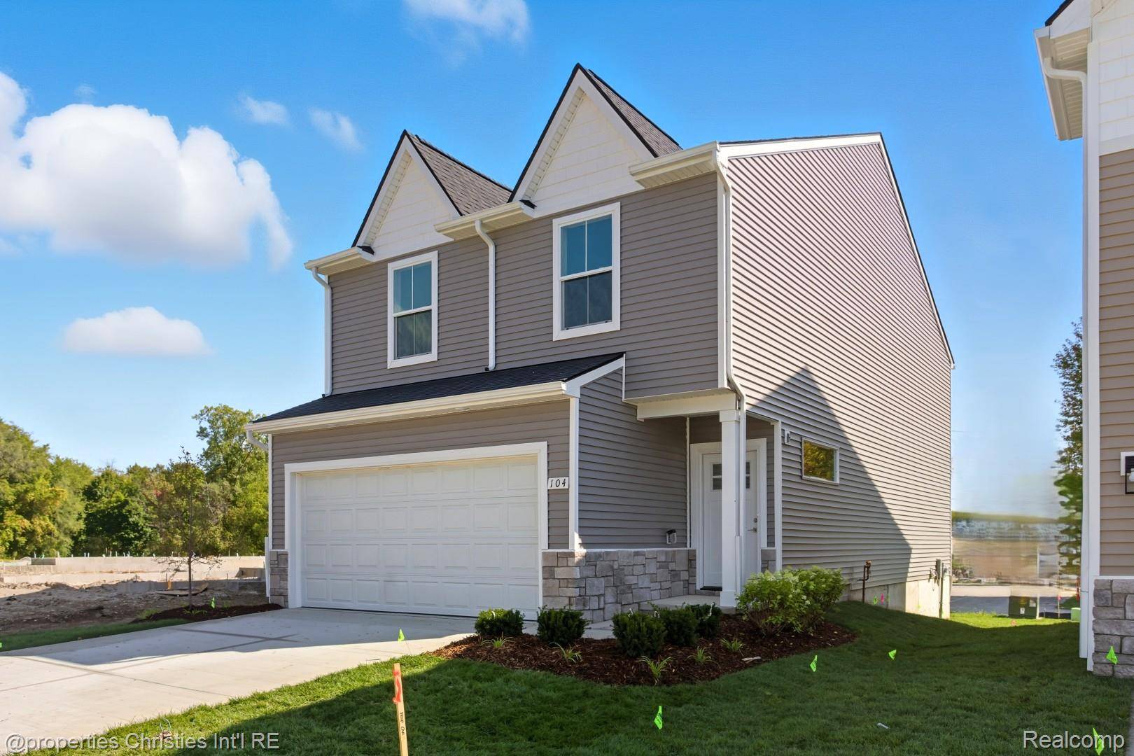 114 Parsons LN, Saline, MI 48176