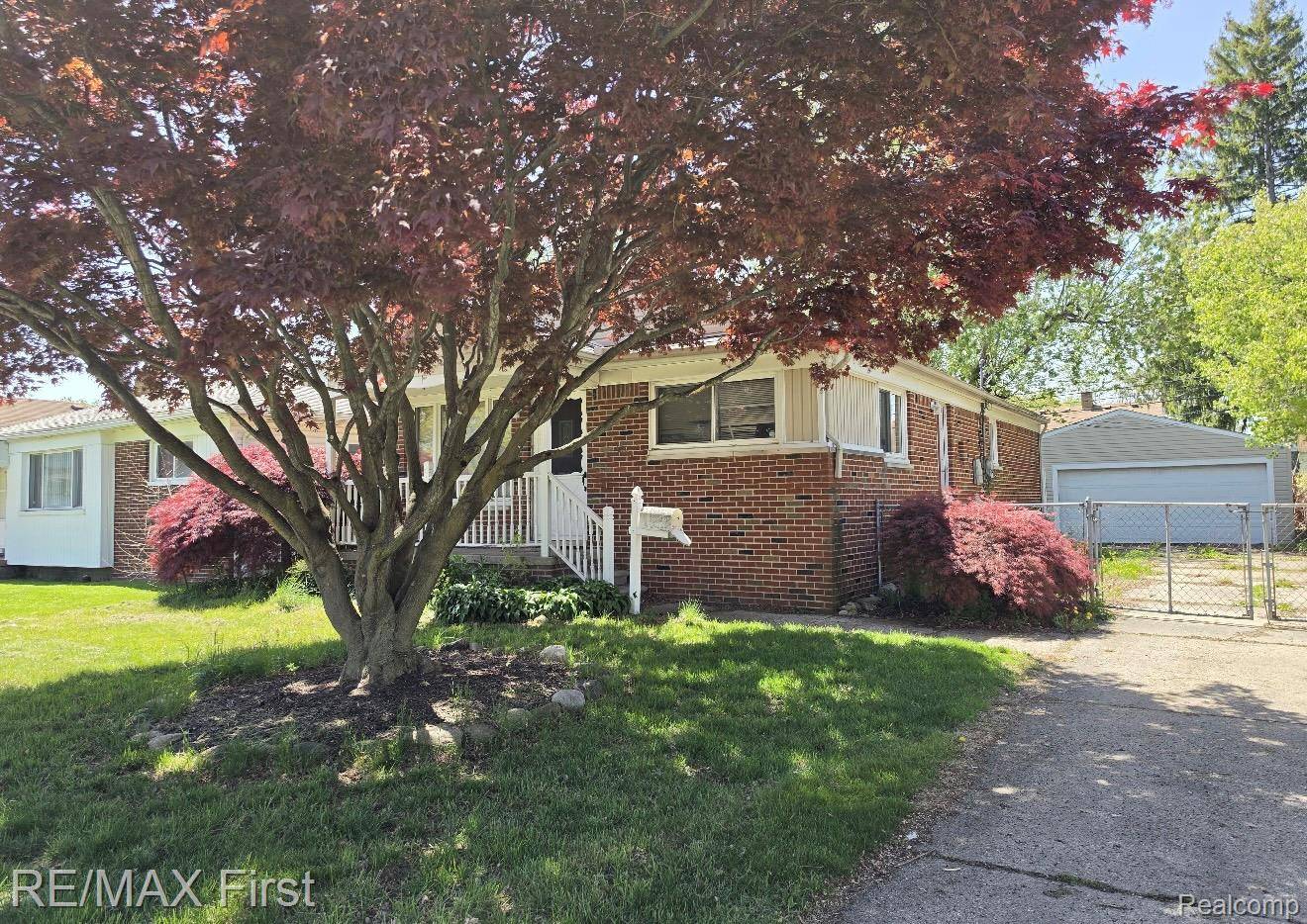 26451 Greenleaf ST, Roseville, MI 48066