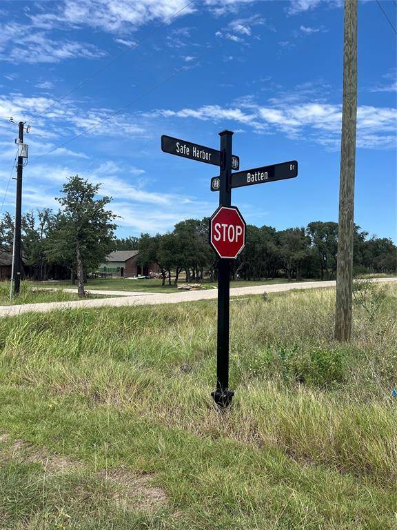637 Batton Drive, Brownwood, TX 76801