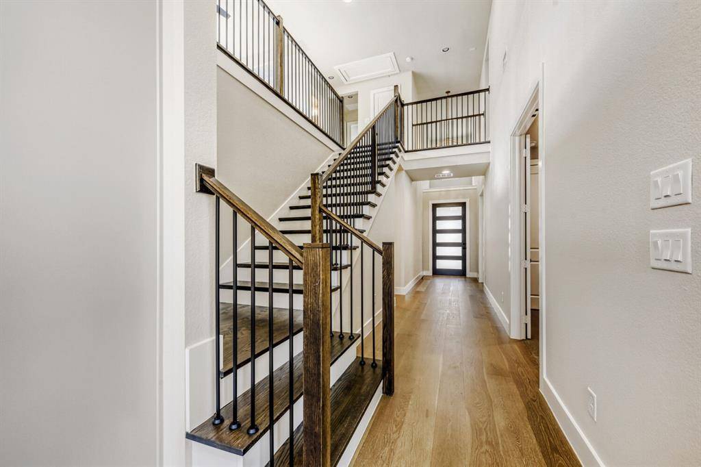 807 Open Range Drive, Mansfield, TX 76063