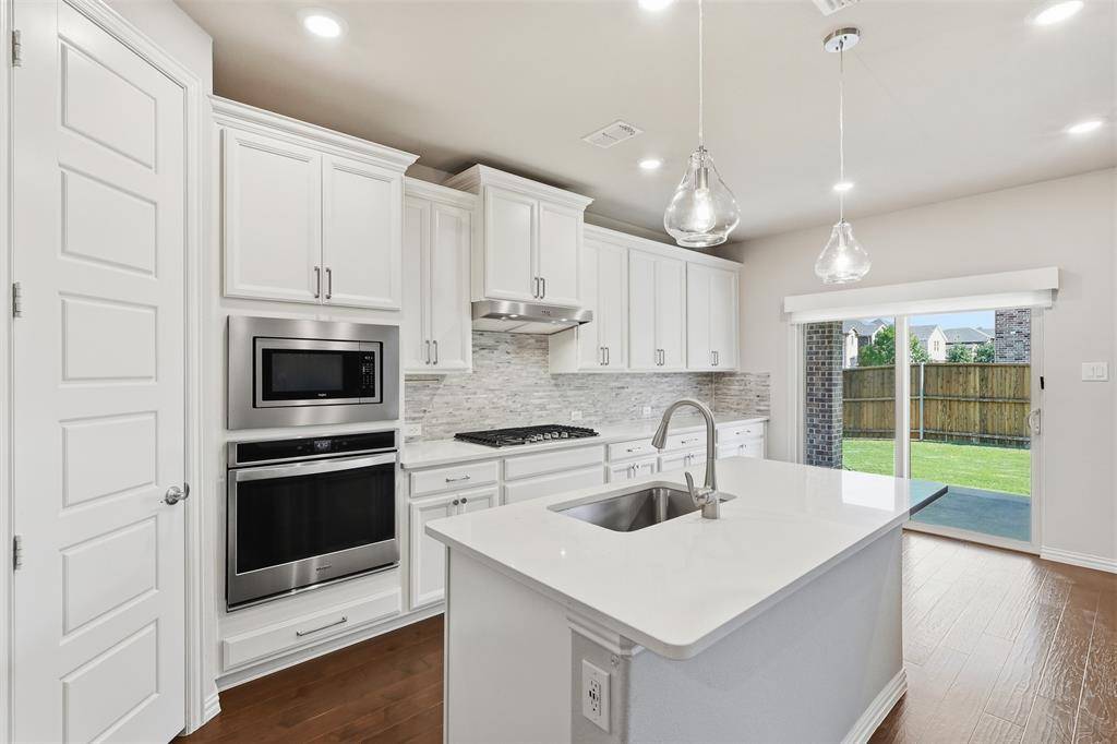 2564 Durango Drive, Carrollton, TX 75010