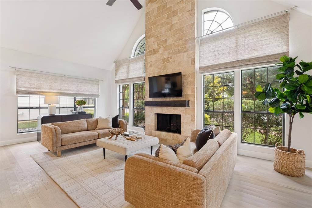 6135 Belmont Avenue, Dallas, TX 75214