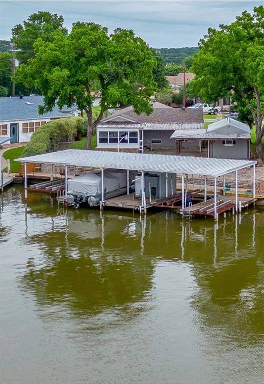 4006 Lands End Court, Granbury, TX 76048