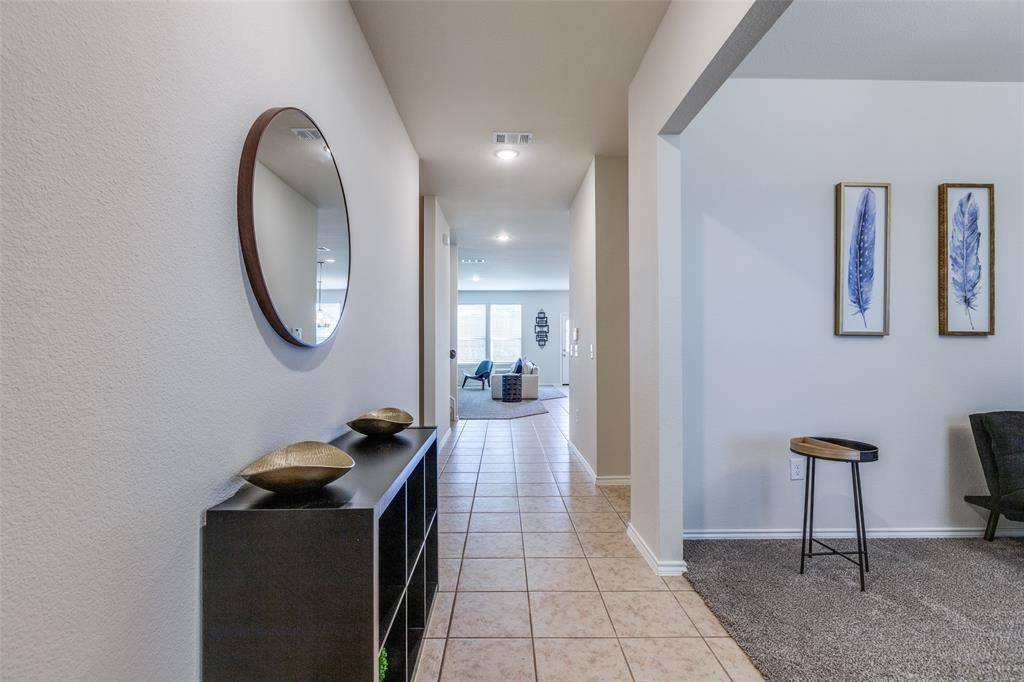 1700 Vernon Drive, Aubrey, TX 76227