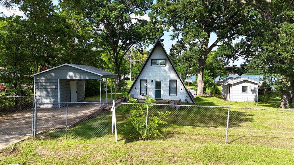 467 Old Mill Lane, East Tawakoni, TX 75472
