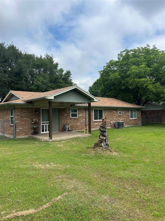 502 E Roosevelt, Whitney, TX 76692