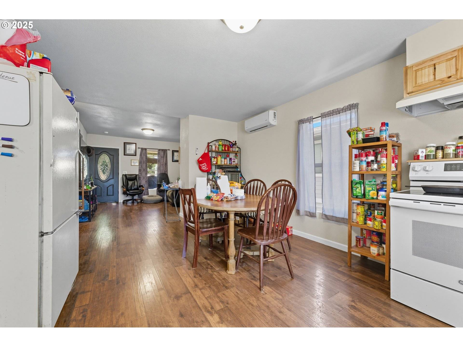 55 W 6TH ST, Coquille, OR 97423