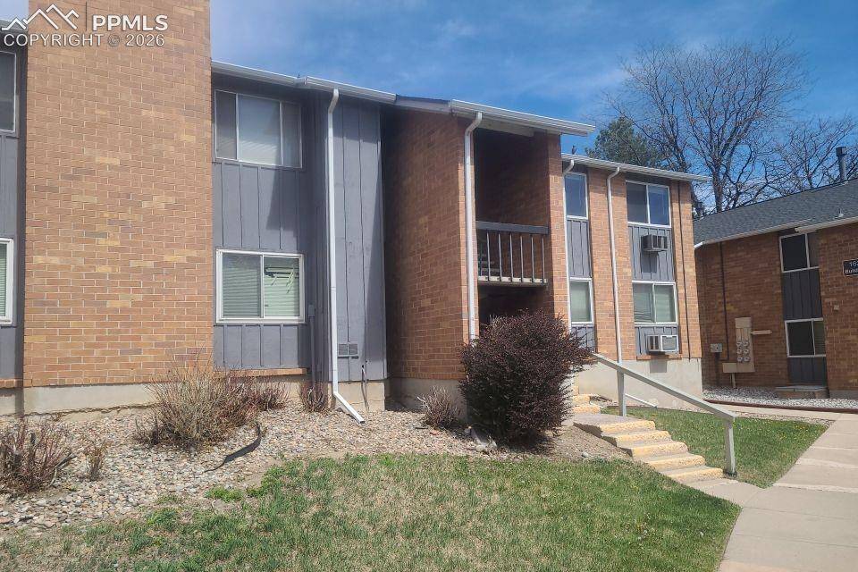 1625 N Murray BLVD #225, Colorado Springs, CO 80915