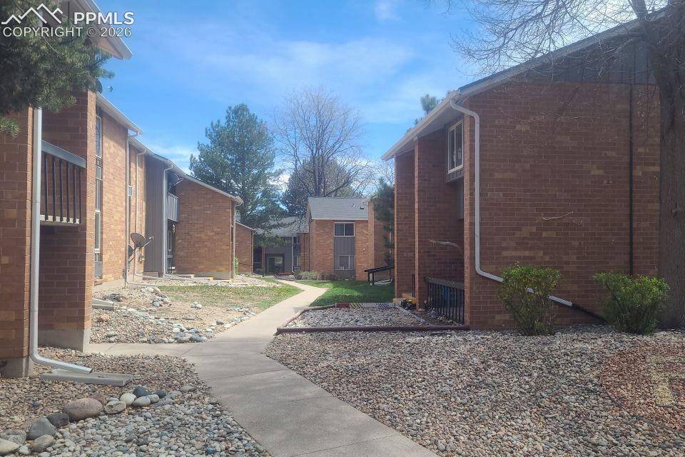 1625 N Murray BLVD #225, Colorado Springs, CO 80915