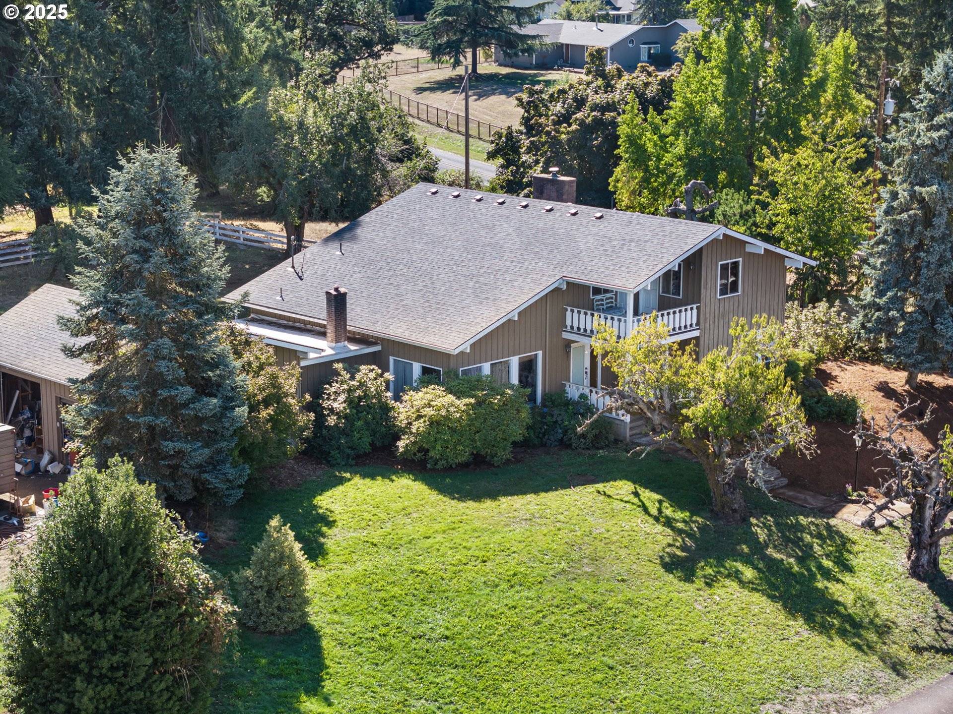 32313 GREEN ACRES LOOP, Cottage Grove, OR 97424
