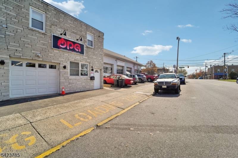 593 New York Ave, Lyndhurst Twp., NJ 07071