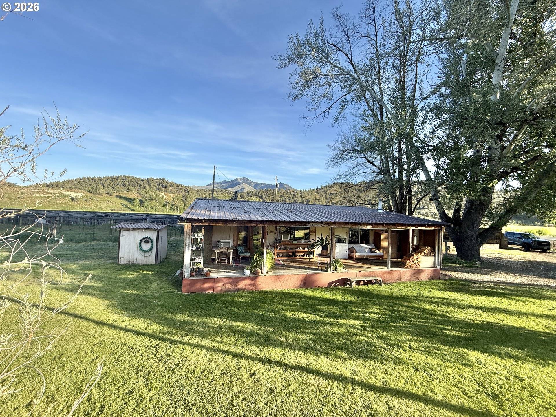51257 HWY 26, Mount Vernon, OR 97865