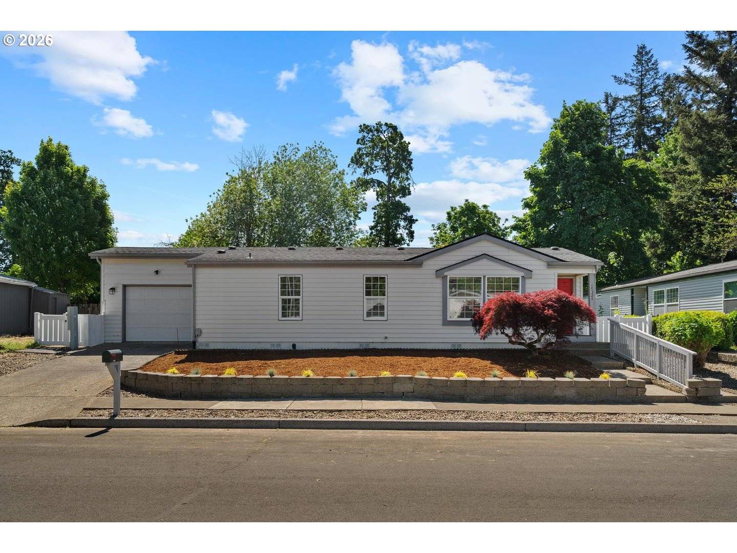 19324 SPRING VALLEY DR, Oregon City, OR 97045