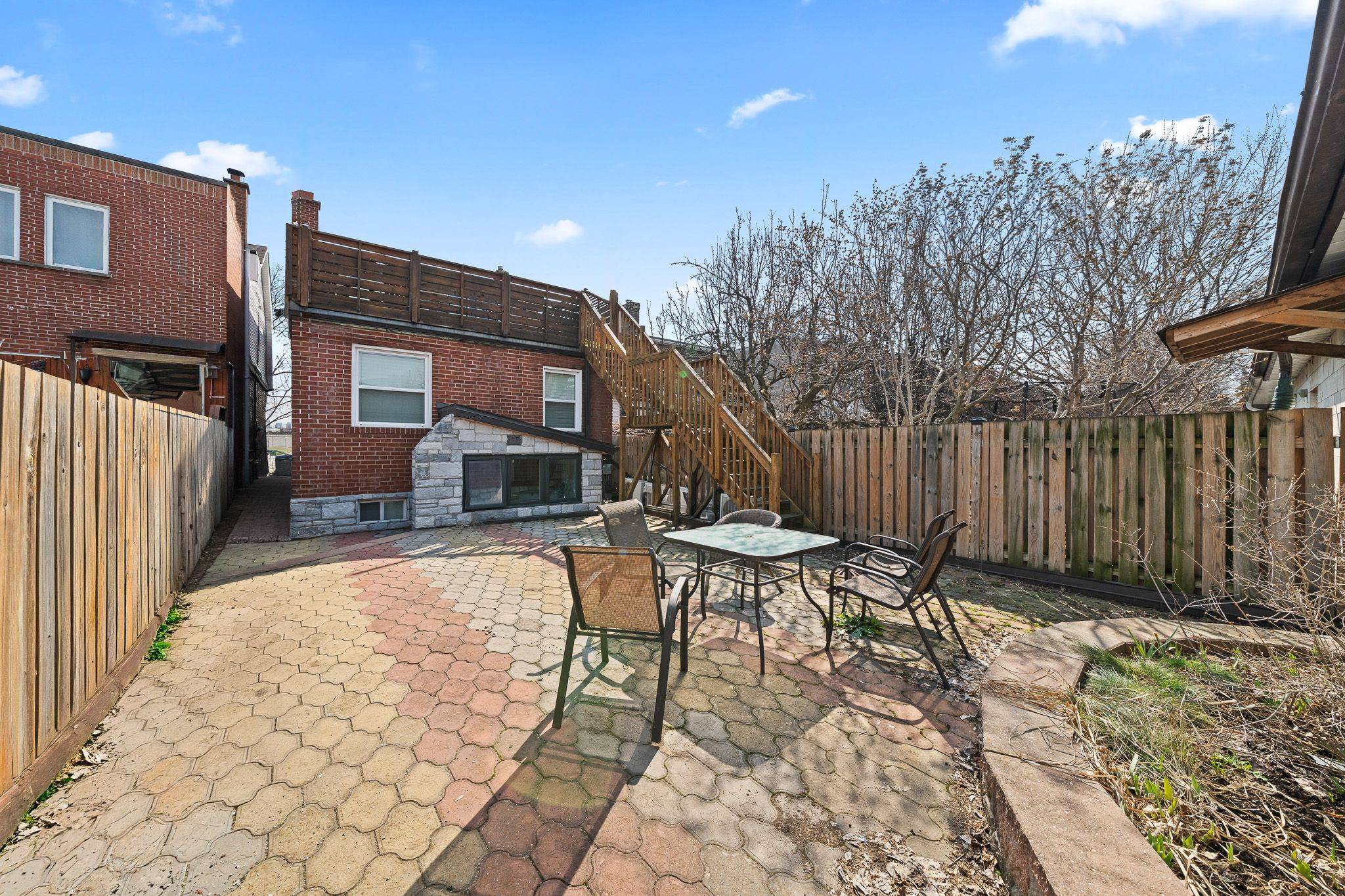 490 Brock AVE #4, Toronto C01, ON M6H 3N3