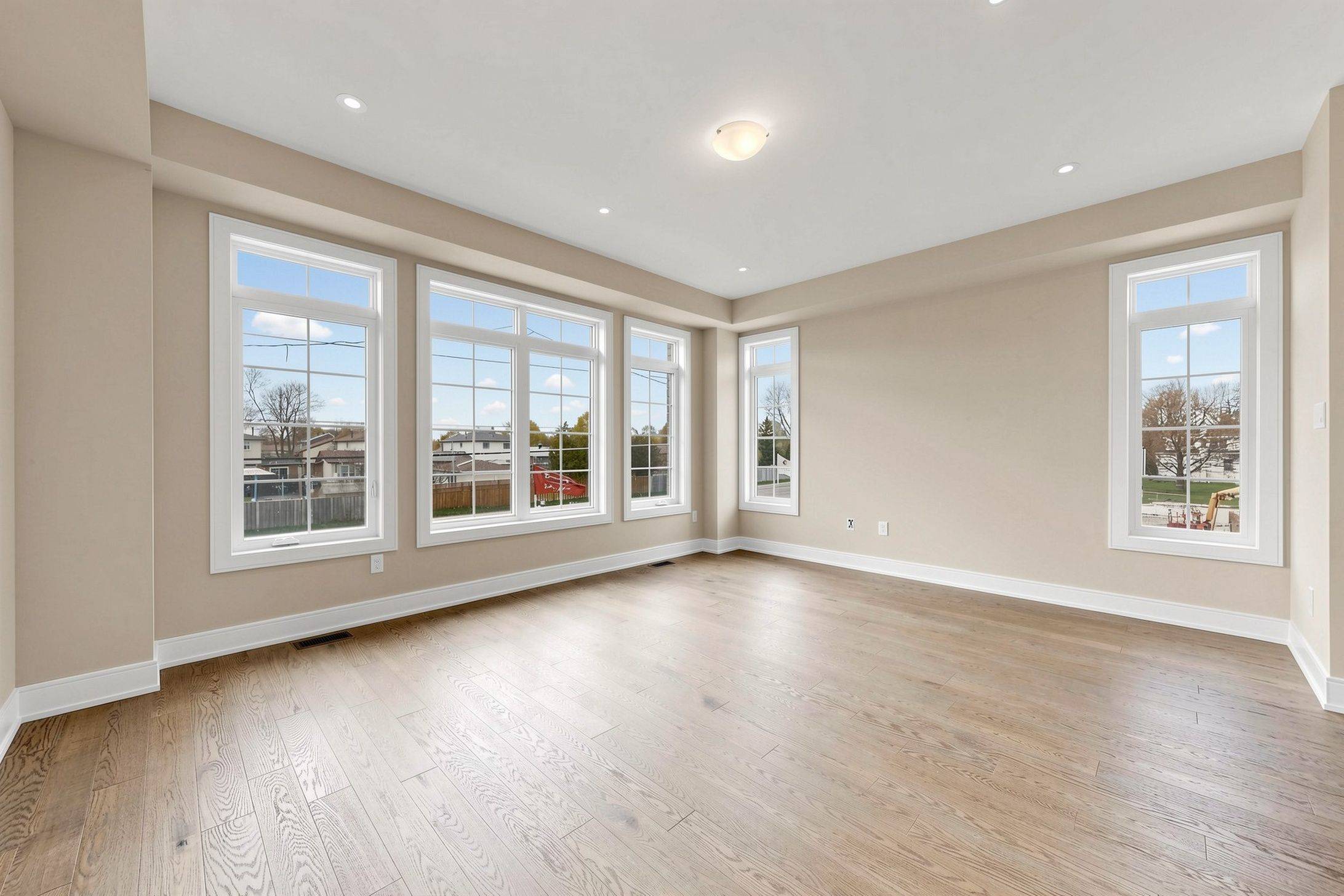 Lot 4 Wakely CRES, Clarington, ON L1E 2K3