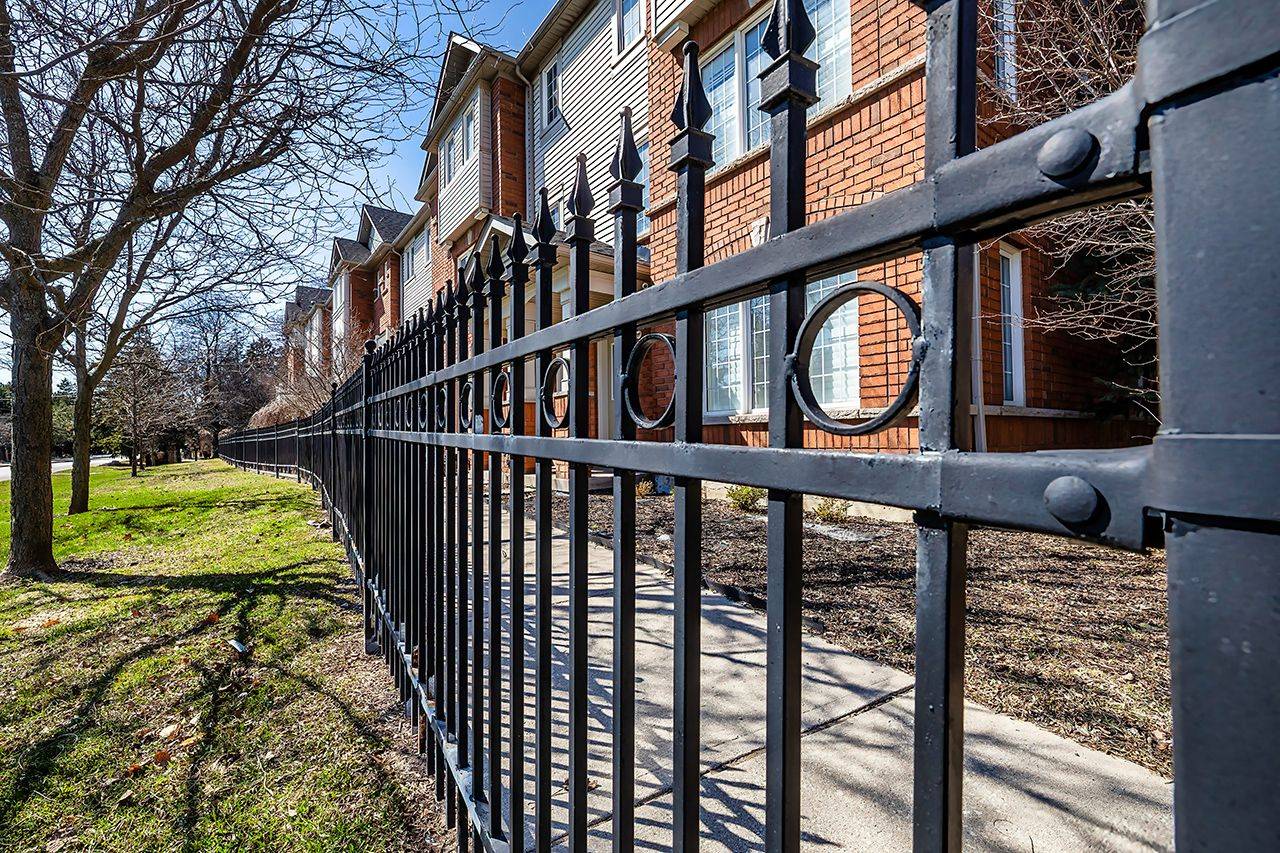 1790 Finch AVE #16, Pickering, ON L1V 0A1