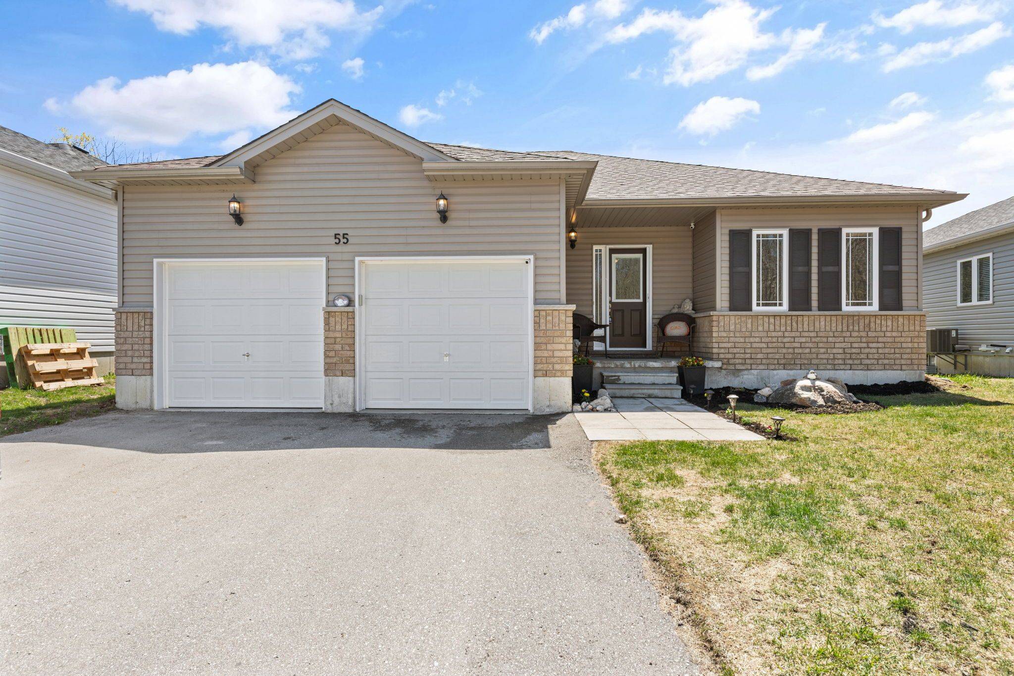 55 Ralph Dalton BLVD, Tay, ON L0K 2A0