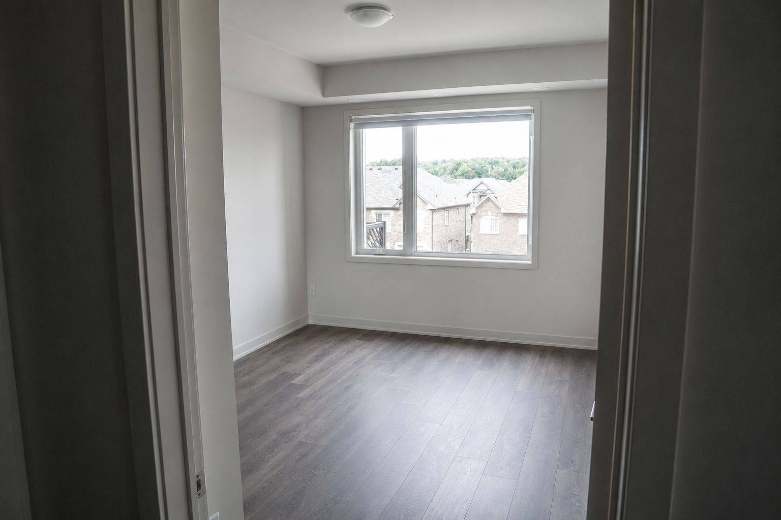 58 Sky Harbour DR #304, Brampton, ON L6Y 0C1
