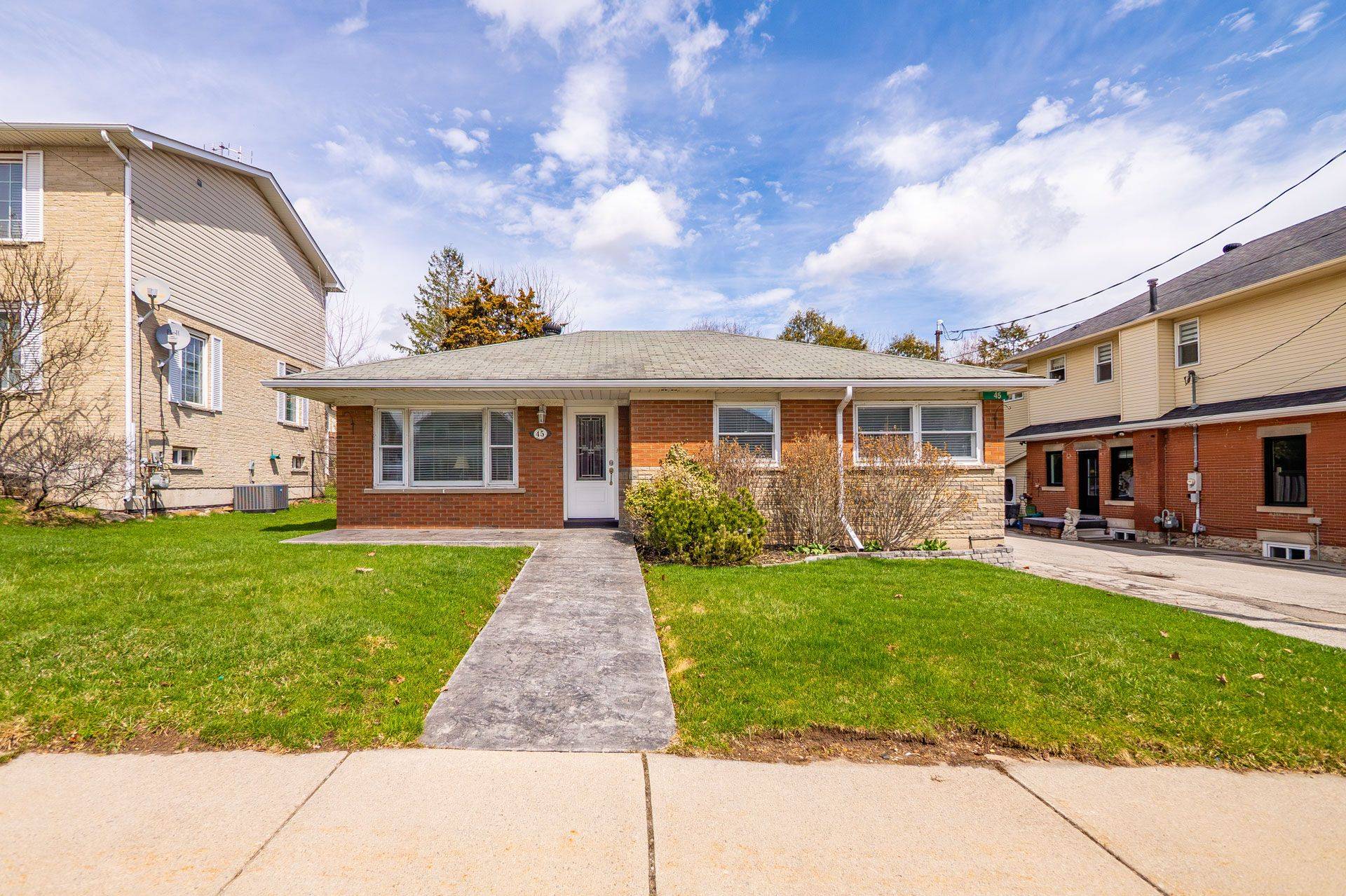 45 Main ST N, Milton, ON L0P 1B0