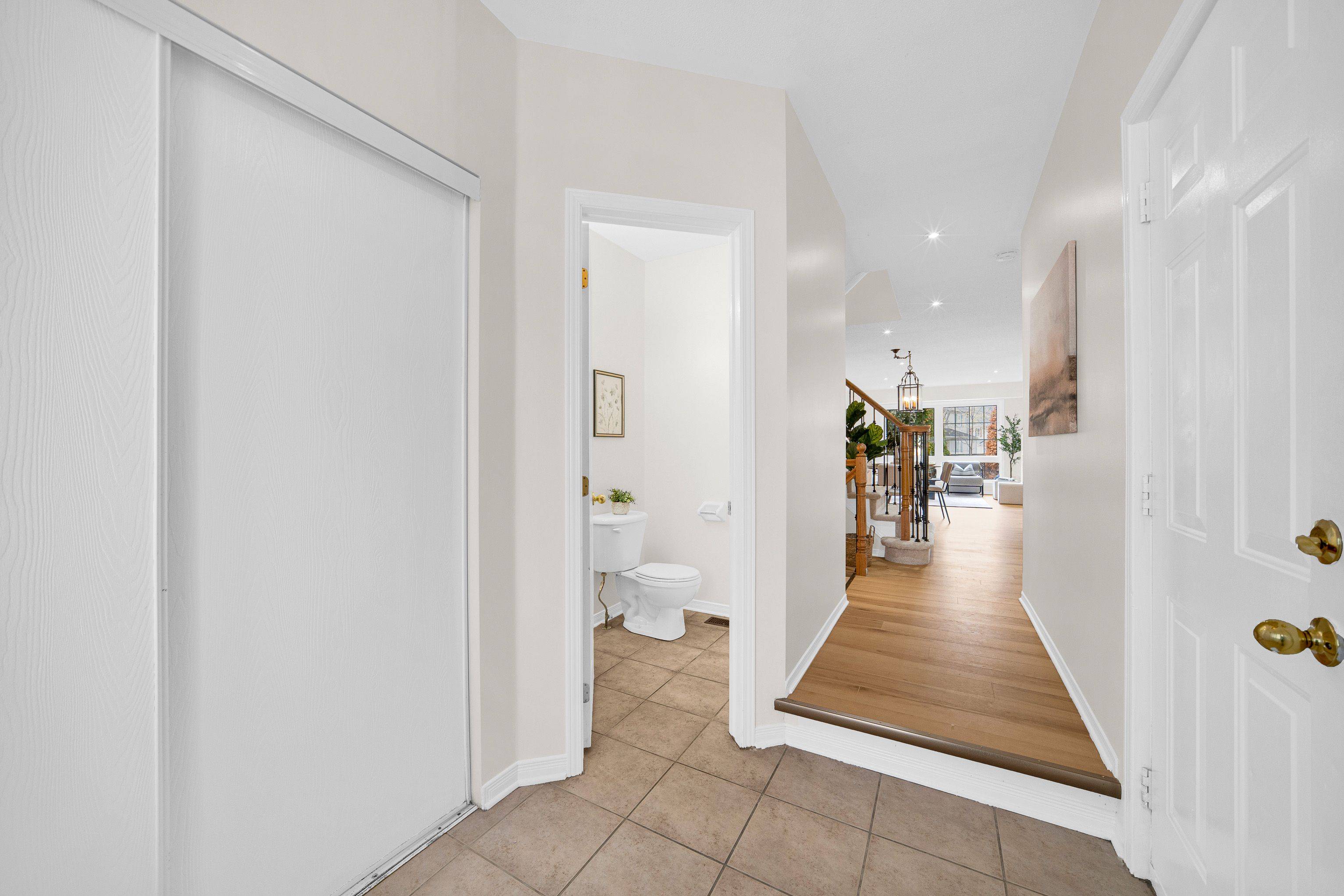 18 Riverstone DR, Barrhaven, ON K2J 4X7