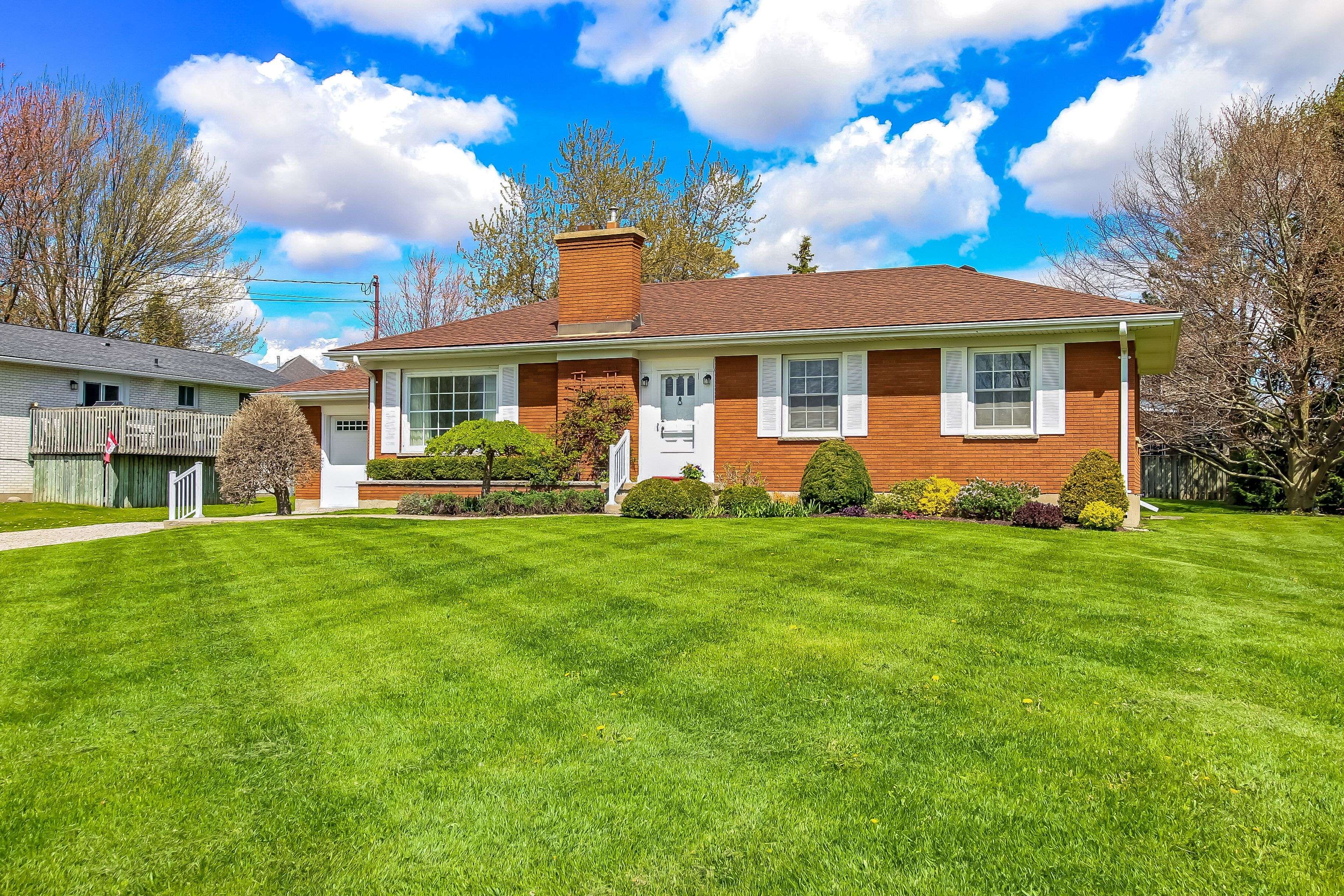 13340 Ilderton RD, Middlesex Centre, ON N0M 2A0
