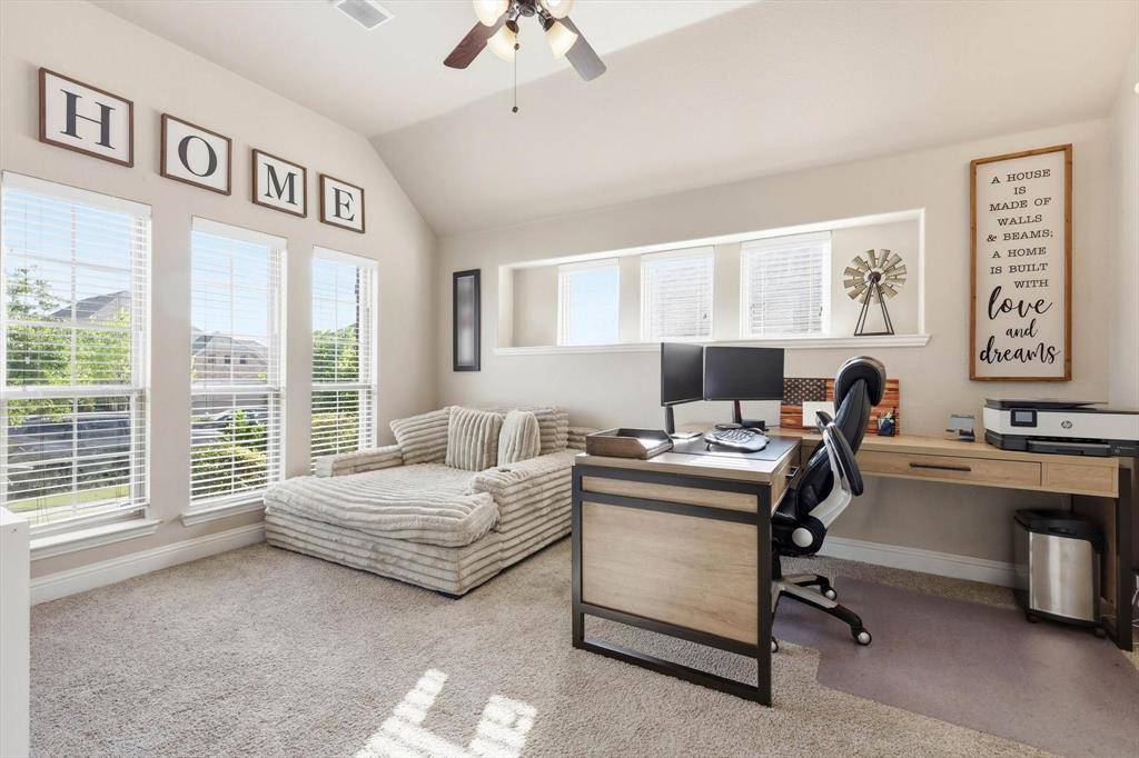 324 Sherbrook Street, Van Alstyne, TX 75495