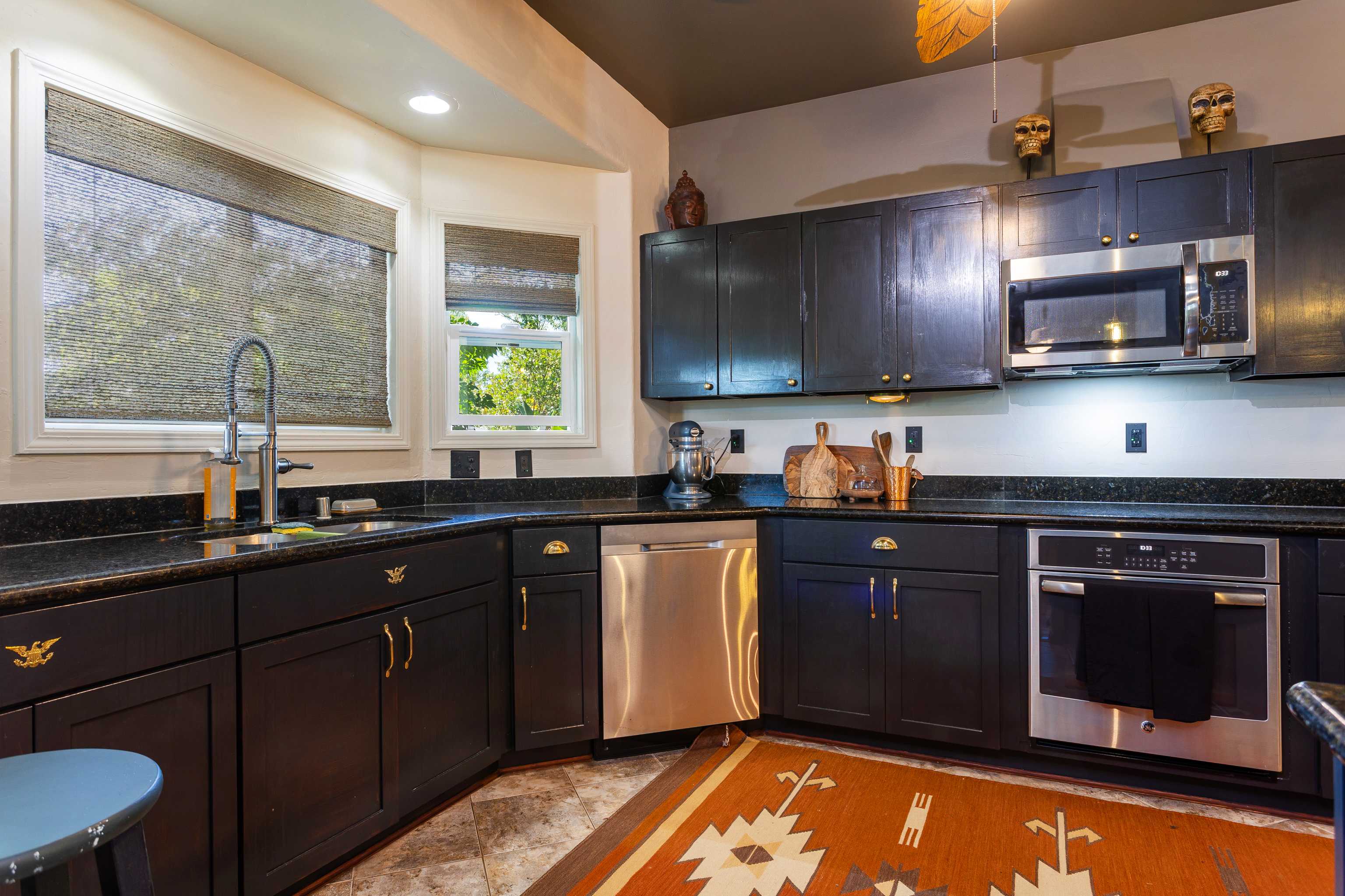 25-167 MALUMALU ST, Hilo, HI 96720