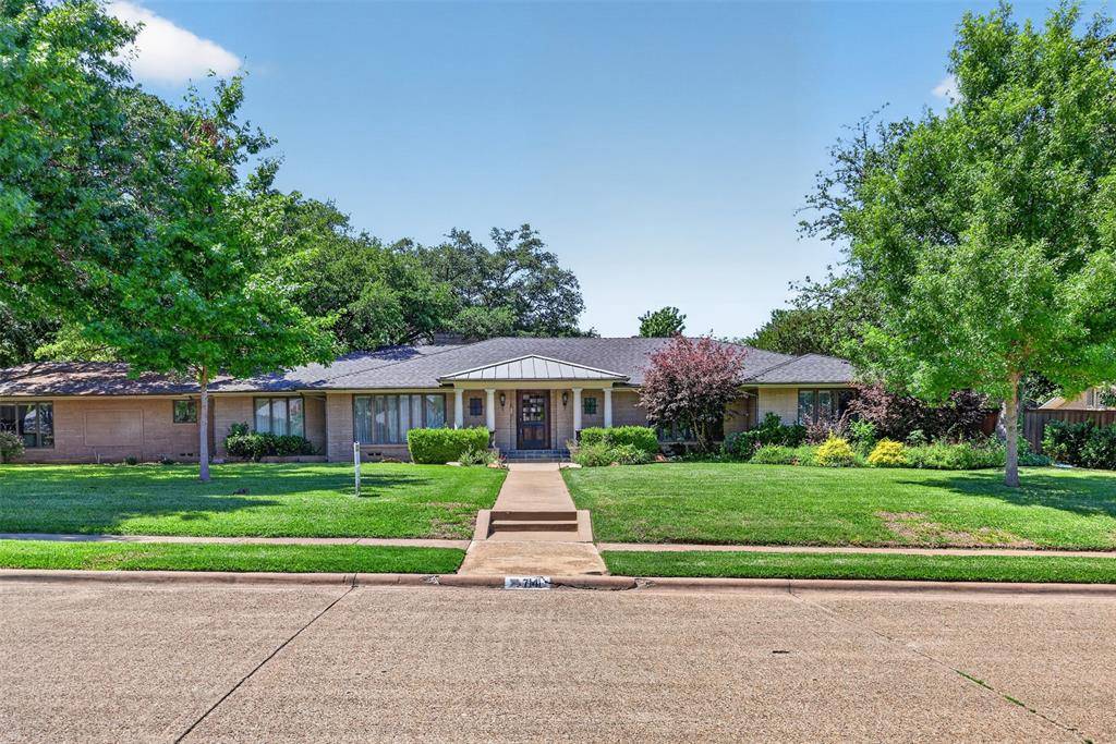 7141 Twin Tree Lane, Dallas, TX 75214
