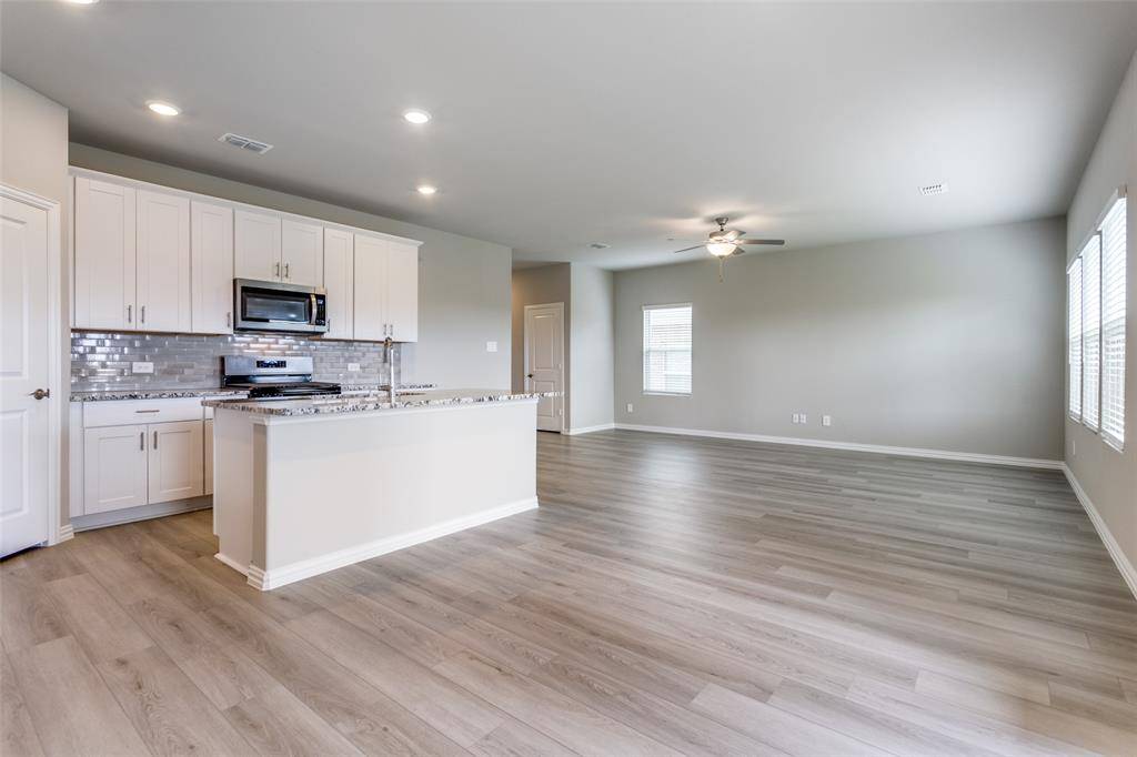 708 McKenna Drive, Lowry Crossing, TX 75069