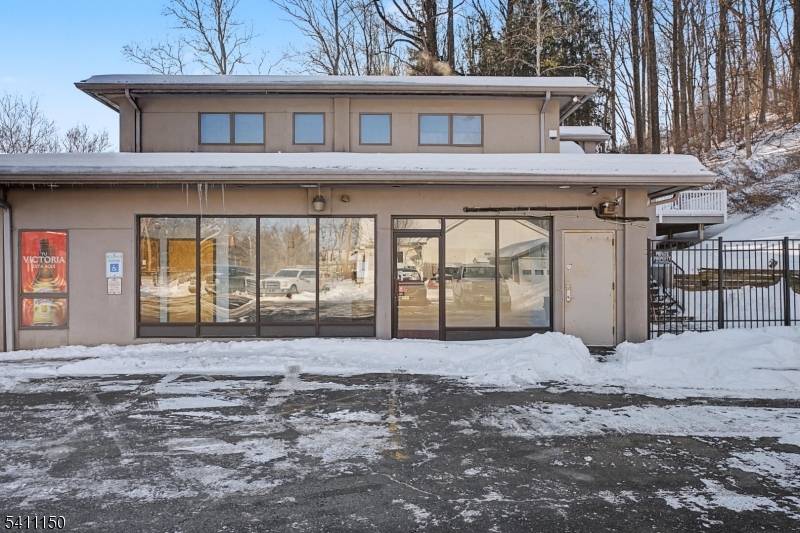 2127 Route 31, Glen Gardner Boro, NJ 08826