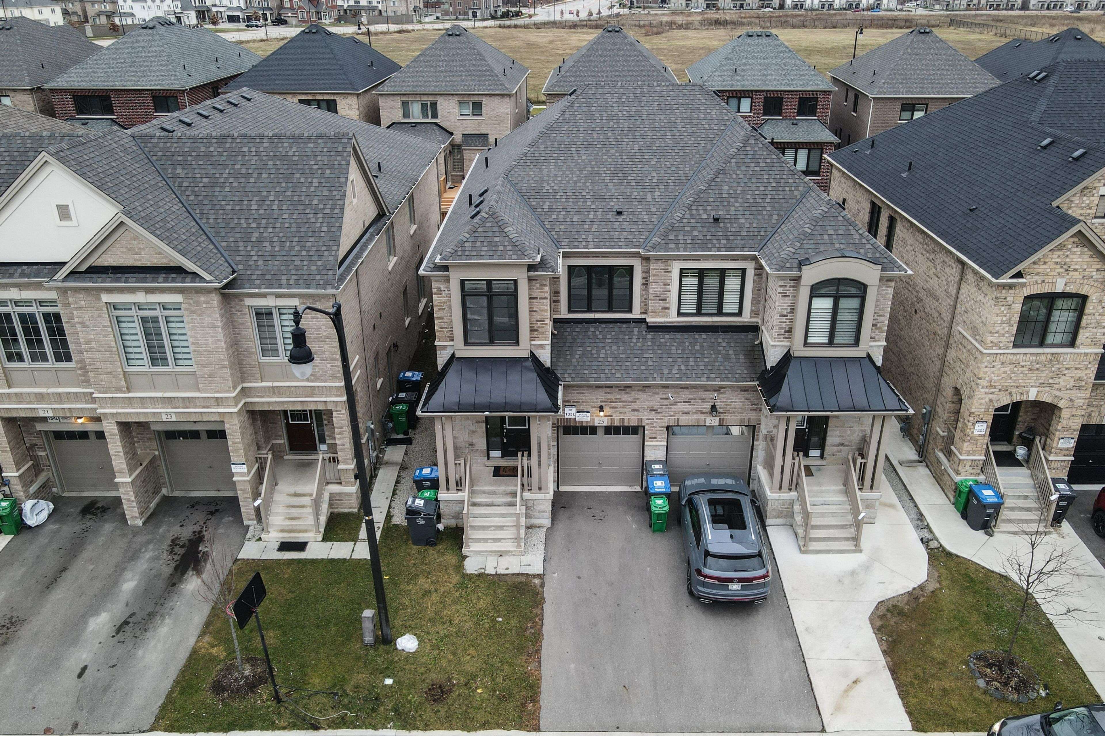25 HUBBELL RD #UPPER, Brampton, ON L6Y 1P3