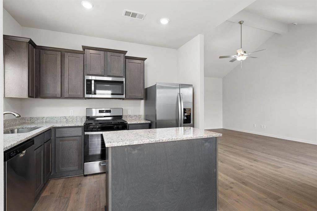 9664 Stranton Drive, Fort Worth, TX 76140